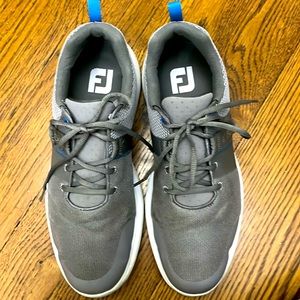 FootJoy Flex - spikeless/casual shoes.